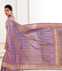 Lavender Handloom Lino Silk Saree With Floral Vine Motifs