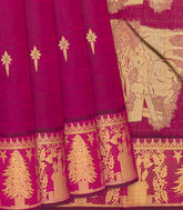 Magenta Handloom Kanchipuram Silk Saree With Jingle Bells Motifs-Magenta