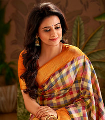 Four Thousand Colour Handloom Natural Dyed Korvai Silk Saree