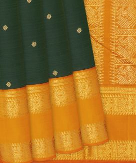 Bottle Green Handloom Kanchipuram Korvai Silk Saree With Floral Motifs
