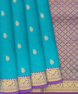 Turquoise Kanchipuram Silk Saree With Floral motifs
