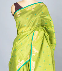 Light Green Woven Synthetic Dola Saree With Floral & Deer Motifs-BL4496