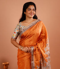 Orange Printed Synthetic Tussar Silk Saree With Contrast Temple Border-SY0118
