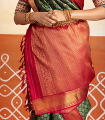 Green Handloom Korvai Kanchipuram 9 Yards Silk Saree With Gandaberunda Motifs-KA15748