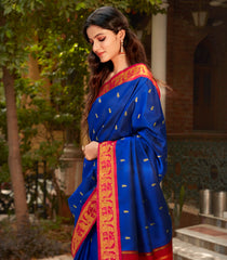 Blue Handloom Korvai Kanchipuram Silk Saree With Red Border