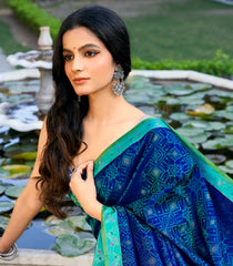 Dark Blue Handloom Kanchipuram Silk Saree With Geometric Motifs-KA14808