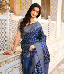 Violet Handloom Kanchipuram Silk Saree With Floral Jaal Motifs-KA14801