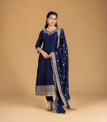 Navy blue Embroidered Festive Kurta Set-RC5617