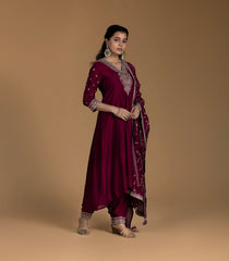 Violet Embroidered Festive Kurta Set-RC5615