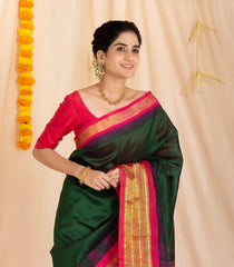 Dark Green Handloom Korvai Silk Cotton Saree With Contrast Temple Border-SC3877
