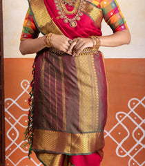 Crimson Handloom Kanchipuram 9 Yards Silk Saree With Annam Buttas-KA15747