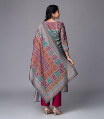 Grey & Magenta Printed Festive Kurta Set-RC5586