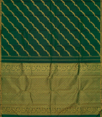 Bottle Green Handloom Kanchipuram Silk Saree With Diagonal Floral Motifs-KA12705