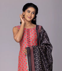 Peach & Black Printed Festive Kurta Set-RC5578