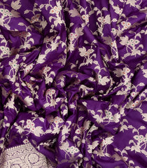 Purple Handloom Banarasi Silk Saree With Floral Motifs-BE1438