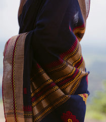 Black Handloom Bengal Cotton Saree With Floral Buttas-BG1675