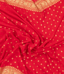 Red Woven Blended Georgette Saree With Floral Motifs-EN1900