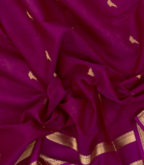 Magenta Handloom Silk Cotton Saree With Parrot Buttas-SC3949