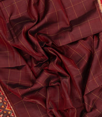 Maroon Handloom Rajkot Patola Silk Saree With Ikat Floral Motifs-IK0478