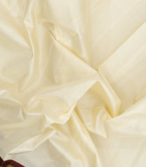White Handloom Korvai Kanchipuram Silk Saree With Contrast Border-KA15361