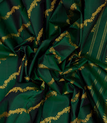 Bottle Green Handloom Kanchipuram Silk Saree With Diagonal Floral Motifs-KA12705