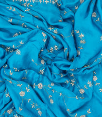 Cyan Woven Pure Crepe Silk Saree With Embroidered Floral Motifs-PS0584