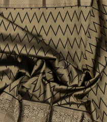 Black Handloom Kanchipuram Silk Saree With Chevron Motifs-KA13643