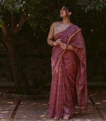 Dusty Pink Handloom Banarasi Jamdani Saree With Floral Motifs-Dusty Pink