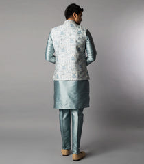 Light Grey Kurta Set With Straight Fit Pants And Nehru Jacket-Grey