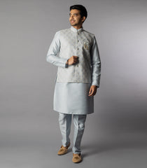 Glacier Grey Kurta Set With Straight Fit Pants And Nehru Jacket-Grey