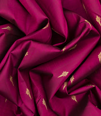 Magenta Handloom Kanchipuram Silk Saree With Jingle Bells Motifs-Magenta