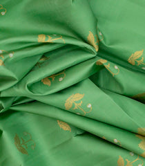 Cardamom Green Handloom Kanchipuram Silk Saree With Floral Buttas-Cardamom Green