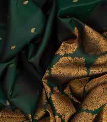 Bottle Green Handloom Kanchipuram Silk Saree With Raising Floral Motifs-Bottle Green