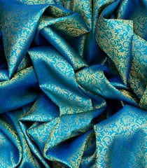 Light Blue Handloom Kanchipuram Silk Saree With Floral Vine Motifs -Light Blue