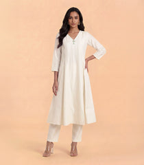 Off-White Kurta Set with Blue Dupatta-RC5638
