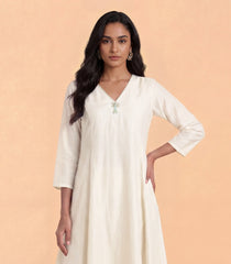 Off-White Kurta Set with Blue Dupatta-RC5638