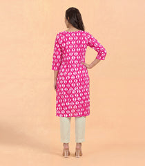 Pink and white printed kurta-RC5717