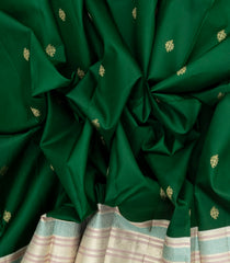 Dark Green Handloom Korvai Kanchipuram Silk Saree With Floral Buttas-KA12955