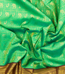 Light Green Handloom Korvai Kanchipuram Silk Saree With Contrast Border-KA15677