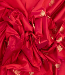 Crimson Handloom Banarasi Silk Saree With Floral Motifs-BE1533