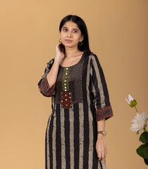 Black and Beige Stripe Printed Kurta-KR0839