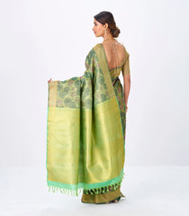 Cardamom Green Handloom Kanchipuram Silk Saree With Lotus Floral Motifs