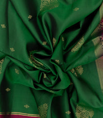 Green Handloom Soft Silk Saree With Floral Buttas & Contrast Border-SO4403