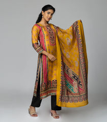 Mustard yellow & Black Printed Festive Kurta Set-RC5590