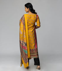Mustard yellow & Black Printed Festive Kurta Set-RC5590