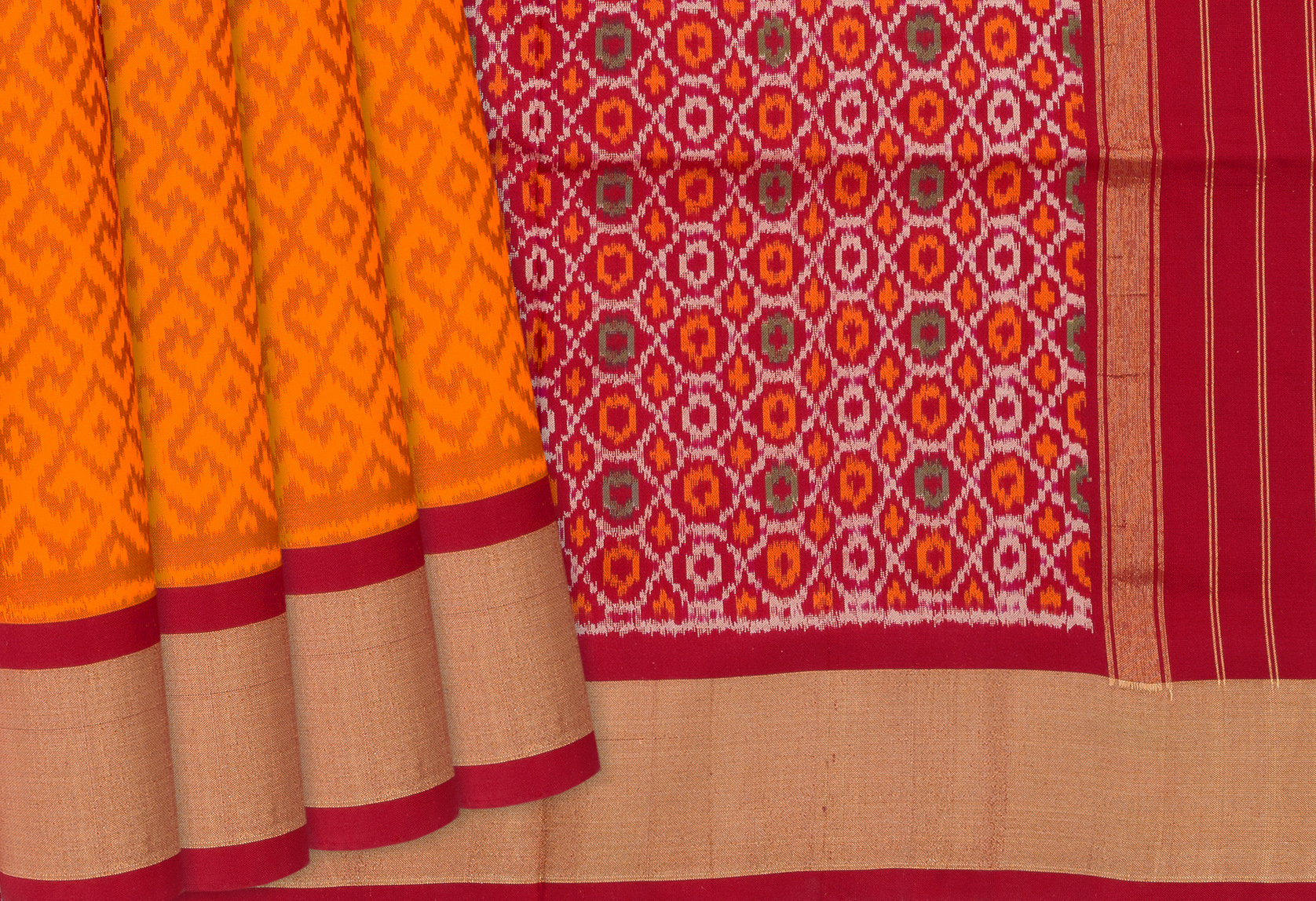 Pochampally Silk Saree | Ikat | Handwoven Pure Silk | PIK 260 - 6 –  Panjavarnam
