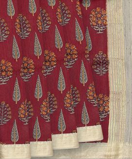 Crimson Handloom Printed Tussar Silk Saree With Floral motifs
