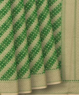 Green Woven Blended Silk Cotton Saree With Diagonal Floral Motifs 
