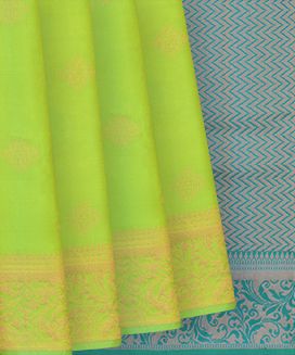 Light Green Kanchipuram Silk Saree With Diamond Motifs
