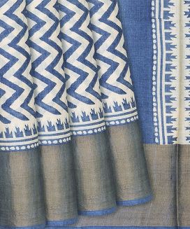 Cream Handloom Tussar Silk Saree With Printed Chevron Motifs
